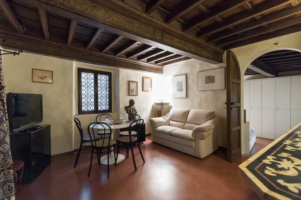 Renaissance Apartment Firenze Esterno foto